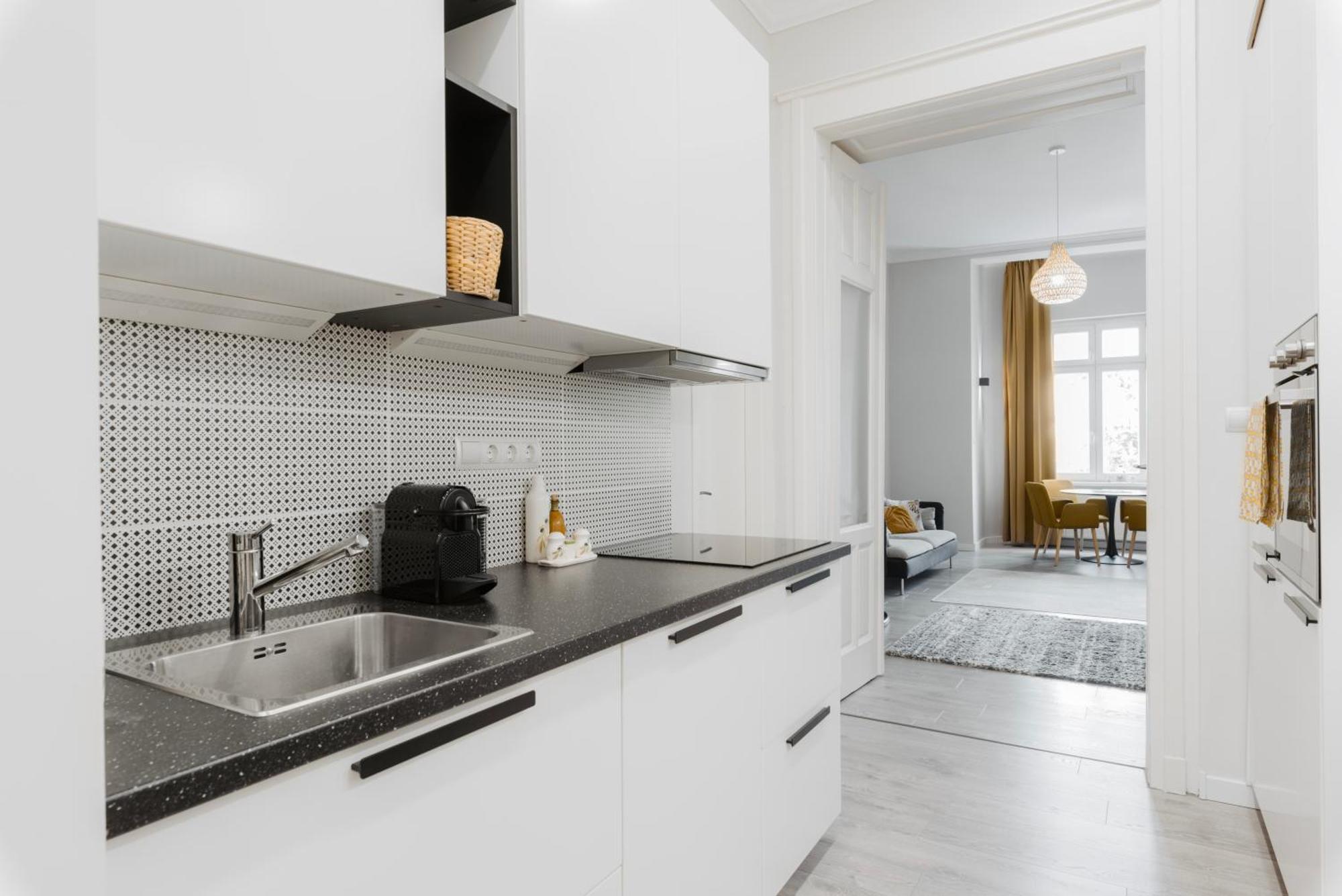 Cozy With Castle View Apartment *
